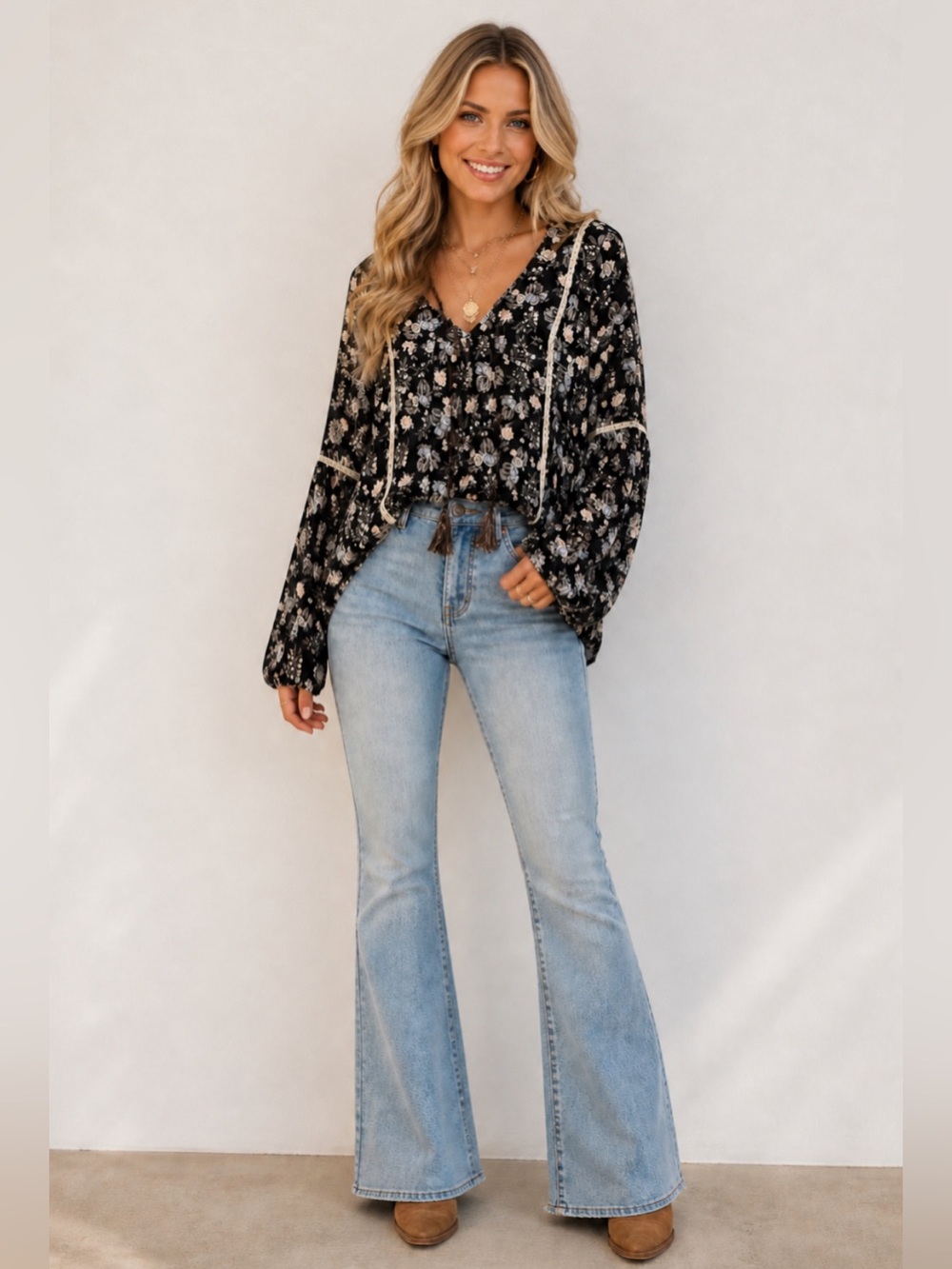 NWT Knox Rose floral boho long-sleeve blouse with lace trim